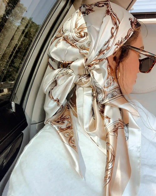 Hijab Satin Carré Femme Musulmane – Élégant Imprimé - BONSOOQ